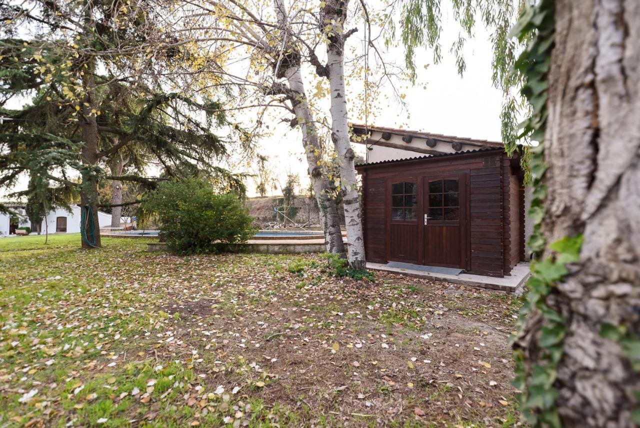 Masia Can Manent Del Bosc S XVIII Santa Eulalia de Ronsana Luaran gambar