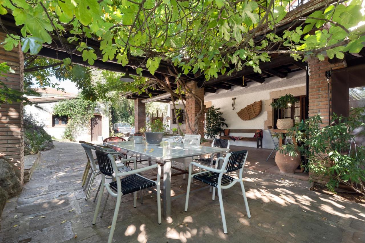 Masia Can Manent Del Bosc S XVIII Santa Eulalia de Ronsana Luaran gambar
