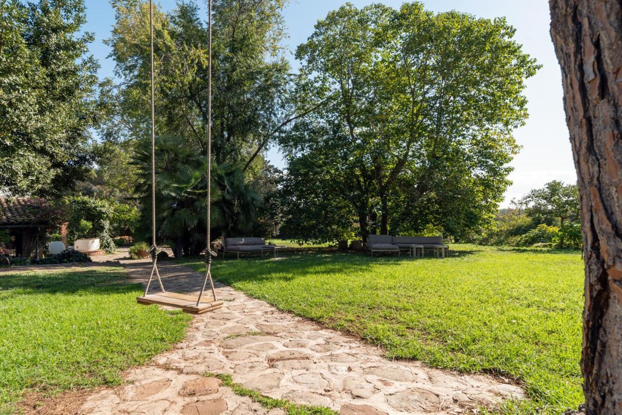 Masia Can Manent Del Bosc S XVIII Santa Eulalia de Ronsana Luaran gambar